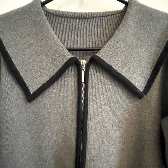 Gray Knit Zip-Up Cardigan with Oversized Collar | Cropped Fit | Classic Size M - Picture 4 of 8